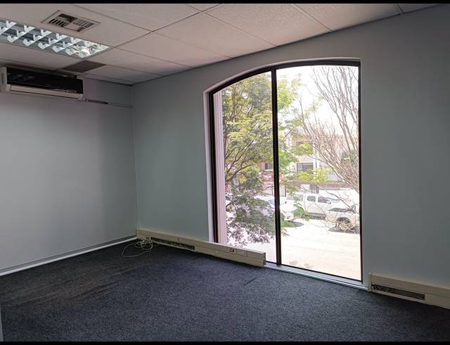 700M² OFFICE TO LET IN BO-DORP